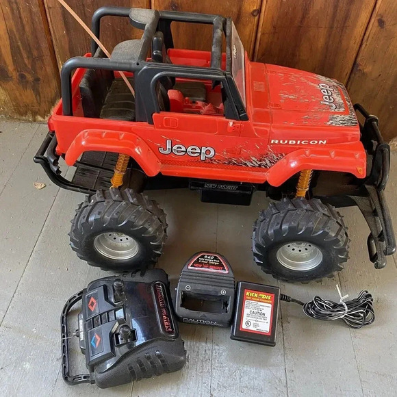 Jeep Other - Y2K 2010 Jeep Rubicon Remote & Charger Toy Car For Kid & Adult Fun Outdoorsy